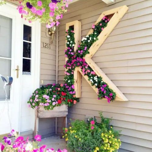 DIY Letter Planter Ideas 1
