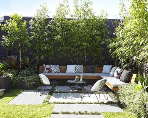 Garden Oasis: Small Chill-Out Corner Ideas 24