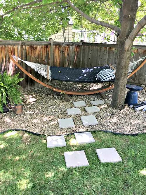 Ideas for Creating a Cozy Garden Retreat 16