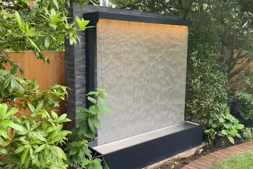Front Yard Water Feature Ideas 11