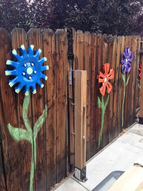 Cheap Ways to Block Neighbor’s Views in Gardens & Backyards 5