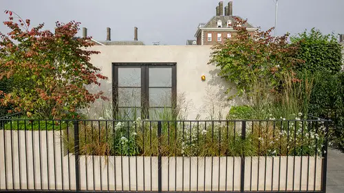 Small Balcony Gardens at Chelsea Show 2