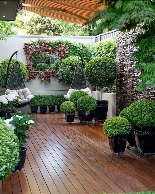 DIY Patio Garden Ideas Garden with a Wooden Floor
