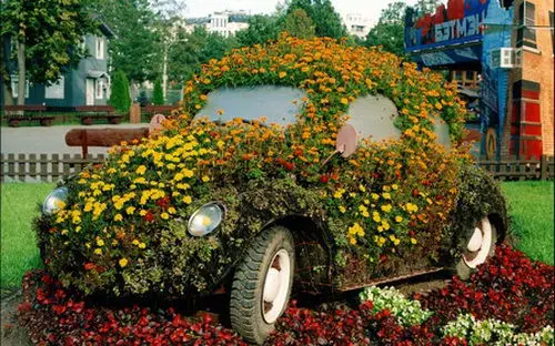 Vintage Garden Decor Ideas 9