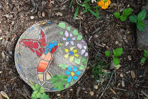 DIY Hummingbird Stepping Stone