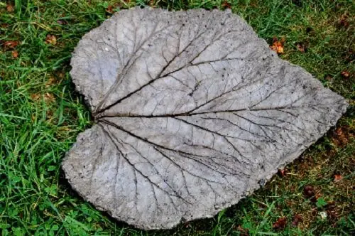 Garden Leaf Sculpture