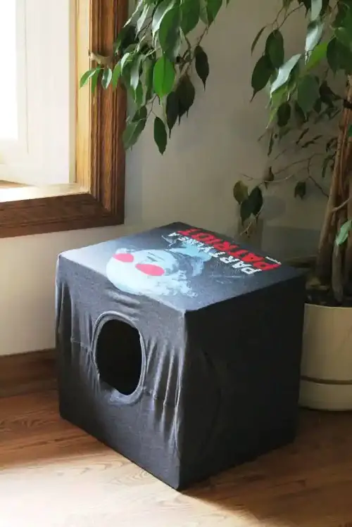 Cheap Cat House