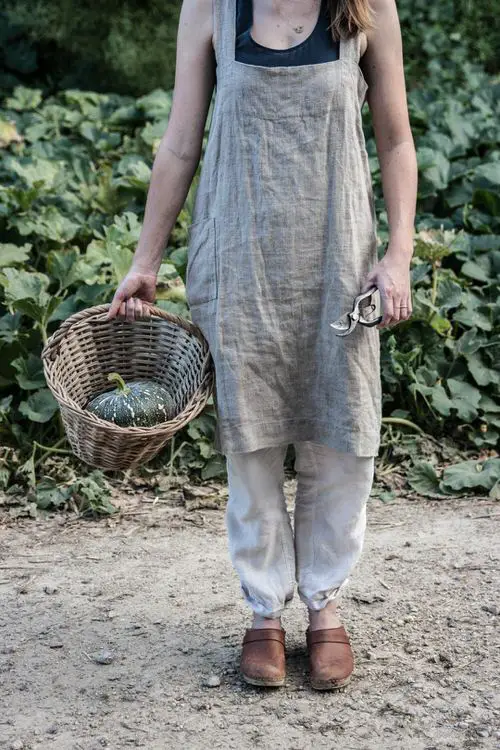 Remove Grease from Garden Clothes