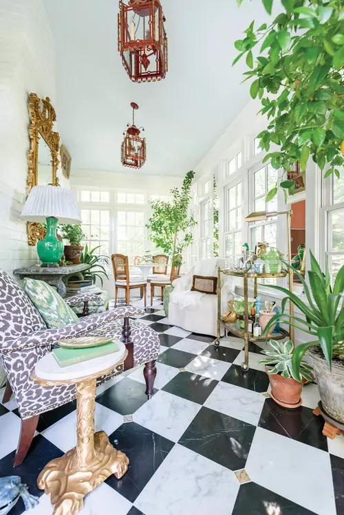 A Stylish Home Garden