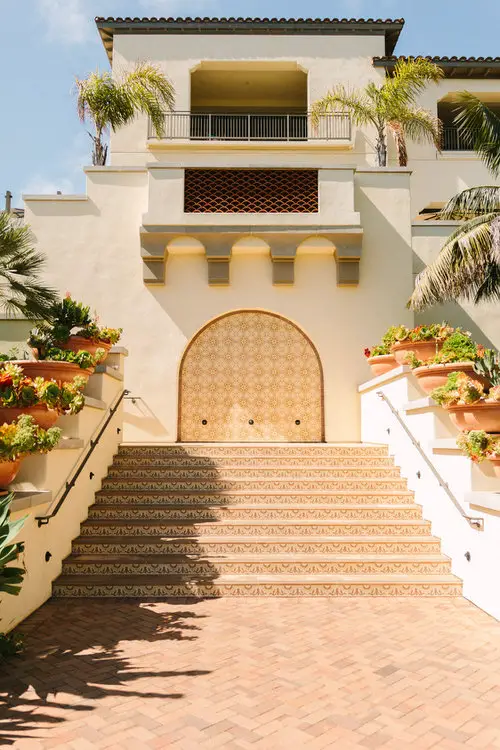 ront Door Planters for Home Entrance 30