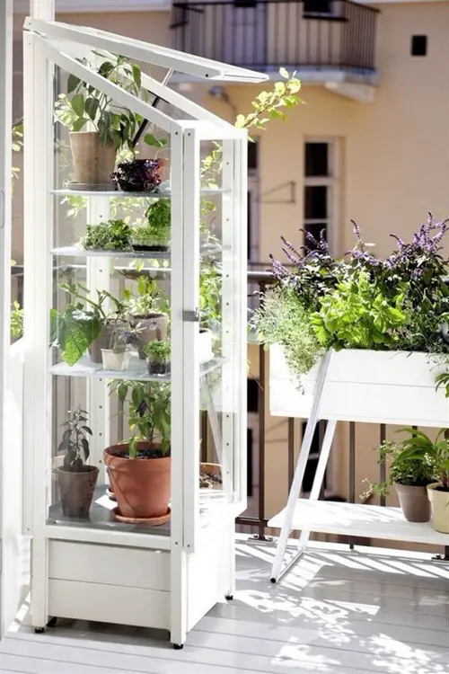 Balcony Kitchen Garden Ideas with Pictures11