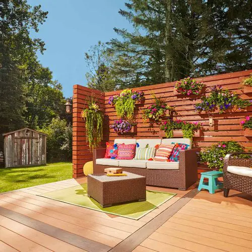 Living Wall with Movable Planters
