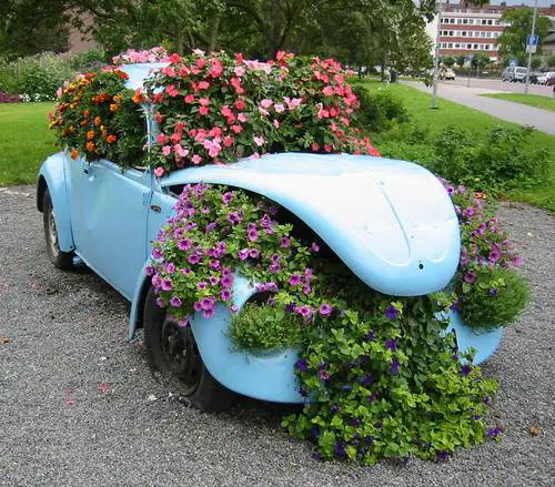 Most Ridiculous Planter Ideas on the Internet 31