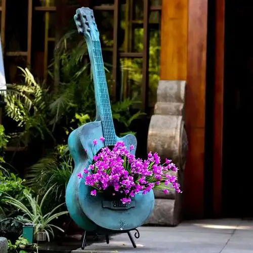 Most Ridiculous Planter Ideas on the Internet 37