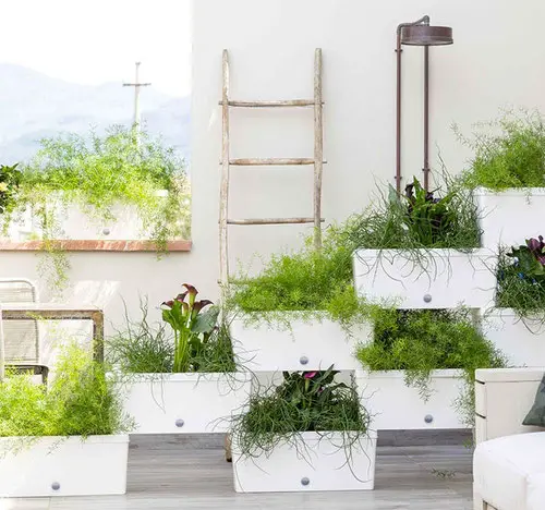 DIY Planter with Privacy Screen Ideas 05