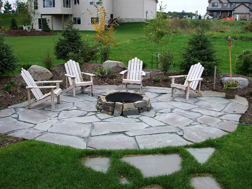 A Contemporary Sitting Arrangement