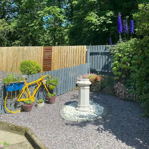 Bicycle Planter Ideas for Your Garden 22