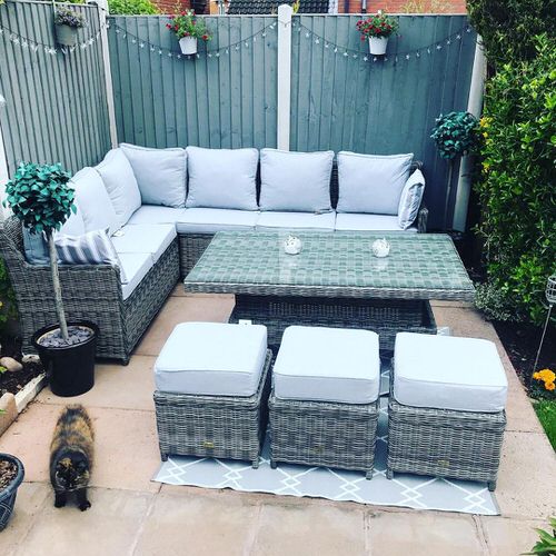 Fence Planters for privacy 18