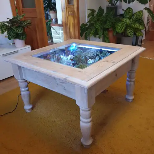DIY Plant Tables 6