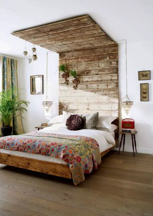 Wooden Head Board with Floating and Hanging Planters