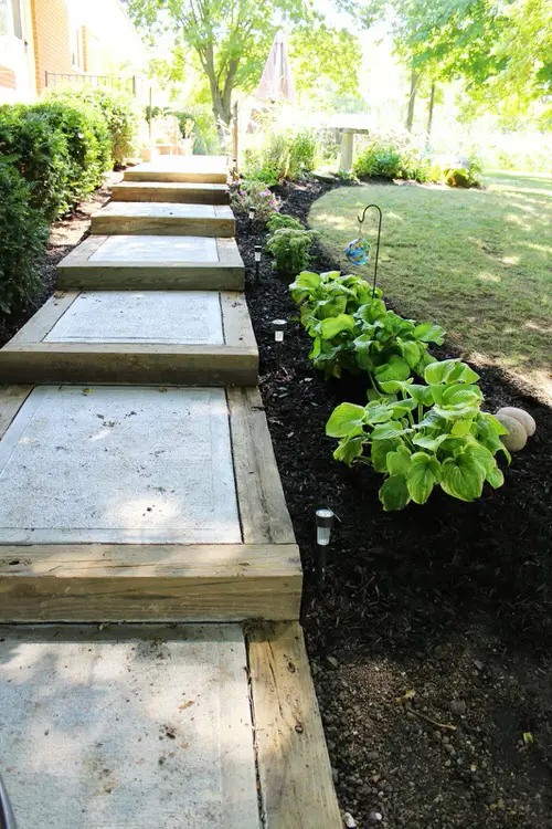  DIY Garden Path Ideas With Tutorials #27