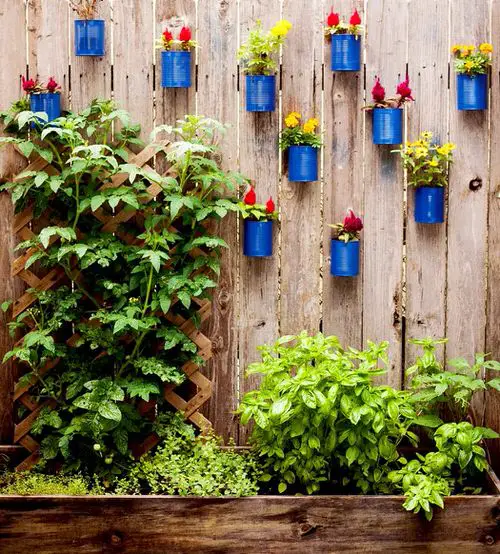 DIY Vertical Garden Bed Ideas 5