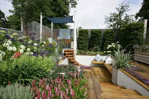 Small Chill Out Corner Garden Ideas 39