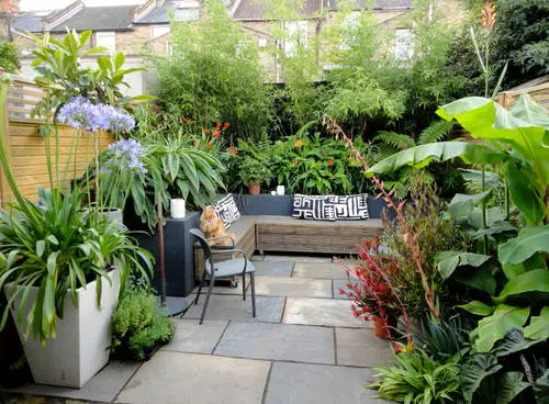 Small Chill Out Corner Garden Ideas 37