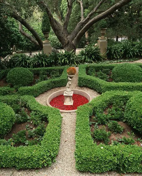 Italian Hedge Garden