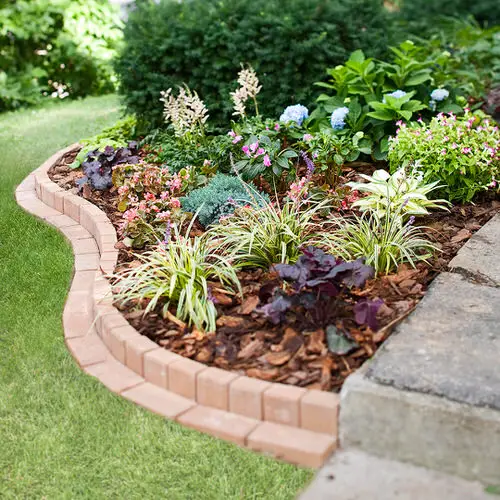 DIY Lawn and Garden Edging Ideas 2