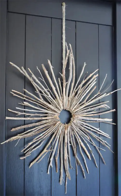 22 Fantastic DIY Garden Decor Using Tree Branches 3