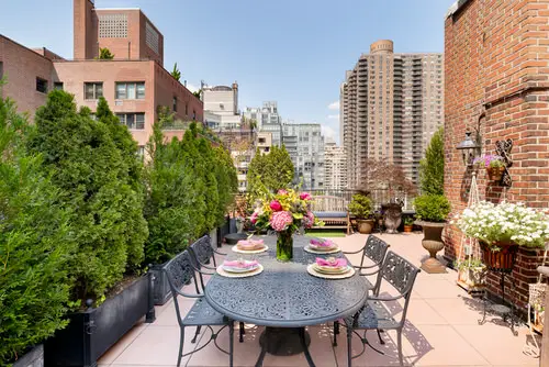 Balcony Garden Ideas from New York City Apartments 10