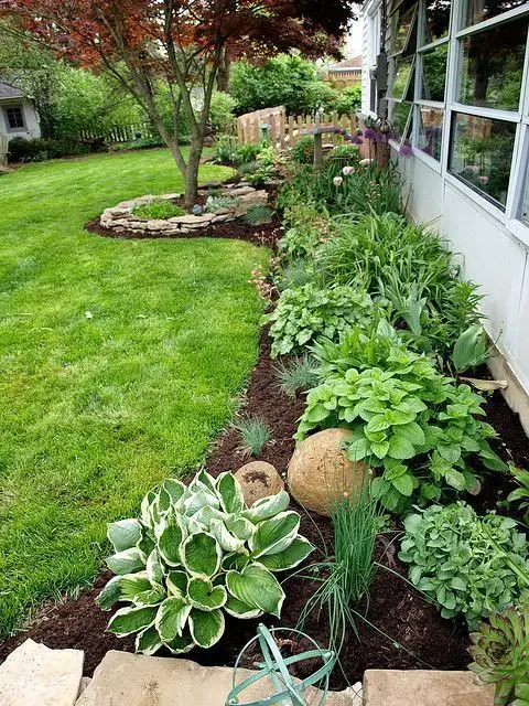 Nicest Backyard Garden Ideas 9