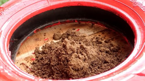 How to Make Hanging Tire Planters? 6