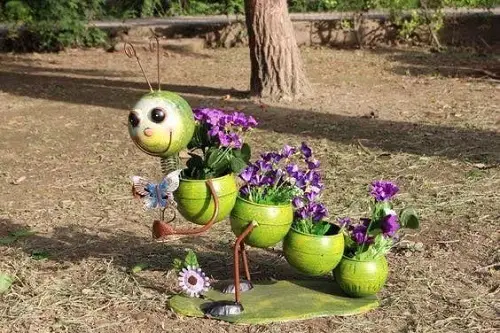 Cute and Unusual DIY Hanging Planters 2