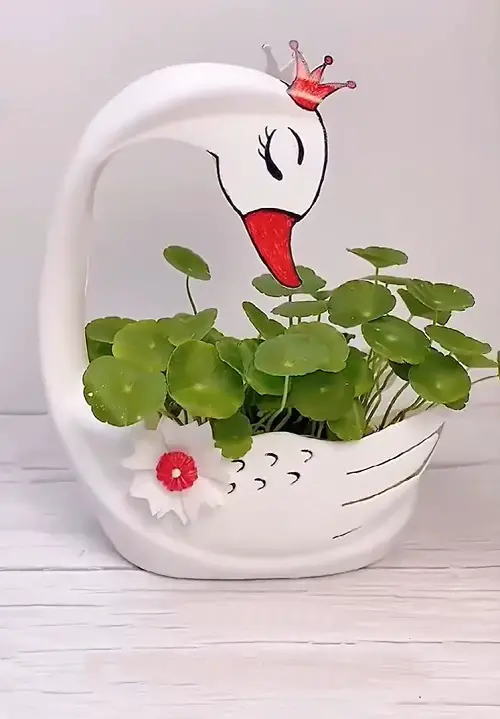 Worth Trying Non-Hanging DIY Planters!
