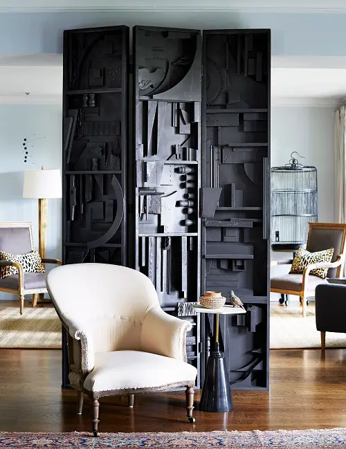 A Creative Folding Screen