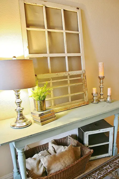 Use Old Window Frames To Decorate Your Farmhouse Desk