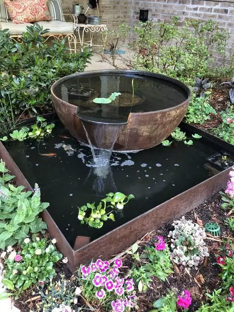 Container Fountain Cum Aquatic Tank