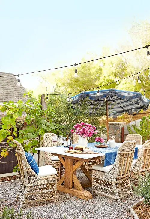 Vintage Patio Dining Shade