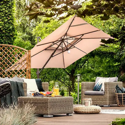Contemporary Illuminating Parasol Design