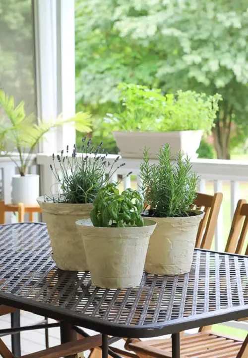 Upcycled Plastic Pots with a Stony Makeover on table top