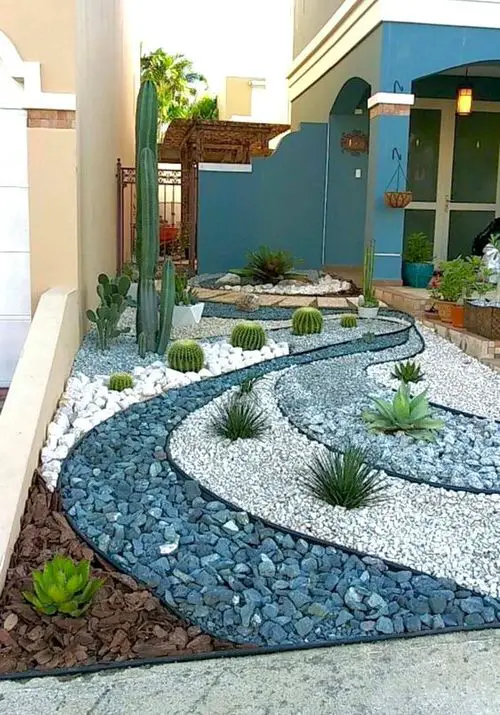 Cactus Bed on Spiral Desert Landscaping