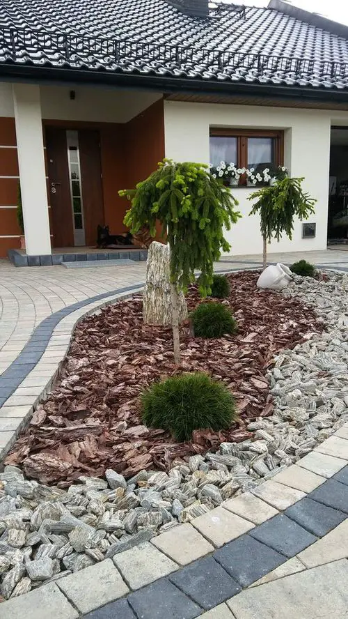 Modern-Day Stony Pavement for the Front Yard