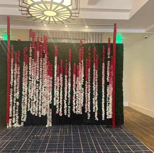  Stunning Indoor Flowering Curtain Ideas 