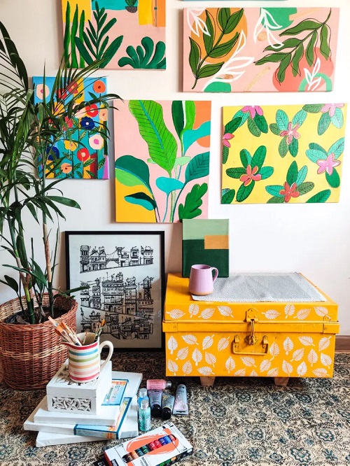 Bright Leaf Drawings with a Plant to Match