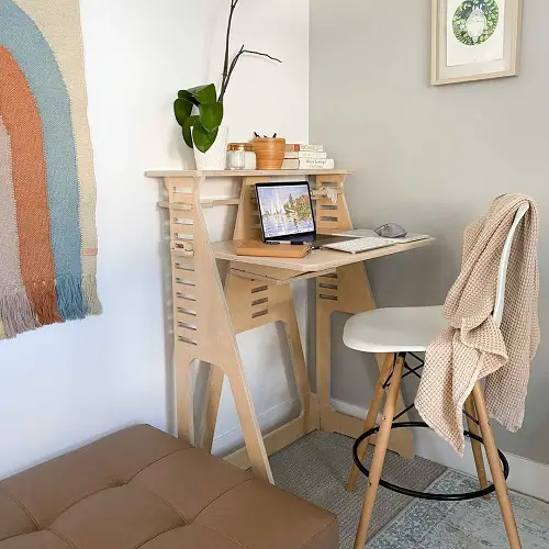 Top Ideas for a Bedroom Office 13