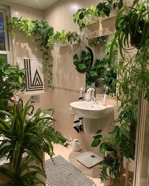 Jungle Bathroom Ideas Dual Toned Foliage