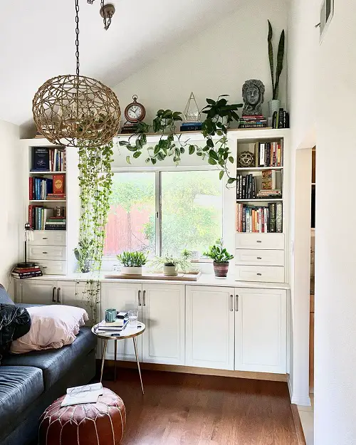 Trailing Houseplants over the Reading Nook
