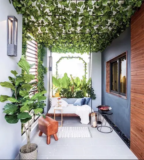 Indoor Studio with Faux Ivy Roof and Fiddle Leaf Fig